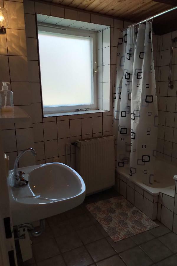 Gemutliches Und Gunstiges Doppelzimmer In Elbingerode Elbingerode  Buitenkant foto